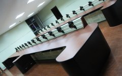 專業(yè)的鐵路指揮中心控制臺廠家應(yīng)具備哪些優(yōu)勢？