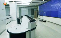 如何設(shè)計(jì)具有科技感的指揮中心控制臺(tái)？